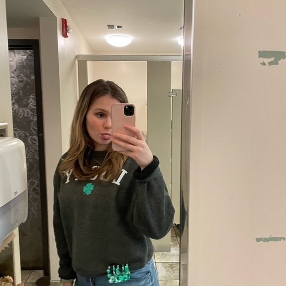 Meet your Posher, Mara - Picture 5 of 6